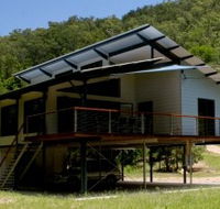Creek Valley Rainforest Retreat - Lightning Ridge Tourism