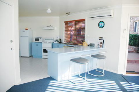 Captain's Quarters - Lightning Ridge Tourism 5