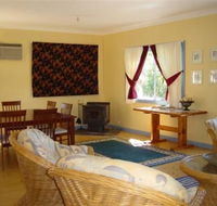 Euroka Homestead And Farm Cottage - Lightning Ridge Tourism