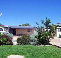 Franklin Harbour Cabin Park - Lightning Ridge Tourism