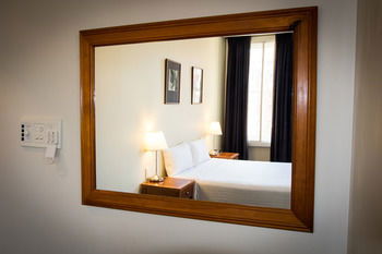 Capitol Square Hotel Sydney - Lightning Ridge Tourism 40