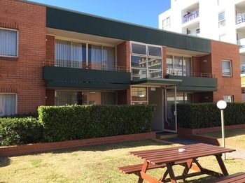 APX Parramatta - Lightning Ridge Tourism 13