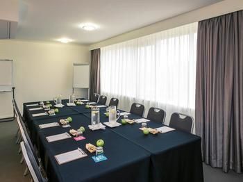 Mercure Sydney Parramatta - Lightning Ridge Tourism 12