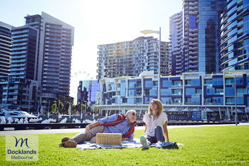 Grand Mercure Apartments Docklands - Lightning Ridge Tourism 29