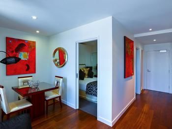 Grand Mercure Apartments Docklands - Lightning Ridge Tourism 58