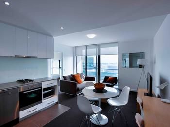 Grand Mercure Apartments Docklands - Lightning Ridge Tourism 65