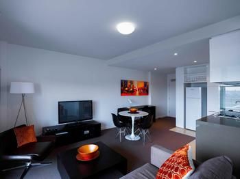 Grand Mercure Apartments Docklands - Lightning Ridge Tourism 69