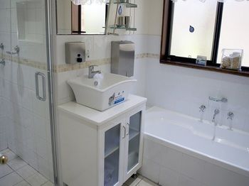 Wombats B&B - Apartments - Lightning Ridge Tourism 2