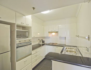 Oaks On Castlereagh, Sydney Central - Lightning Ridge Tourism 7