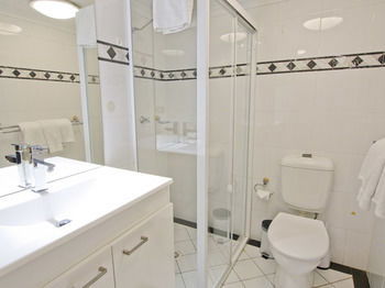 Oaks On Castlereagh, Sydney Central - Lightning Ridge Tourism 19