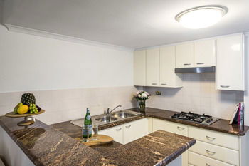 Oaks On Castlereagh, Sydney Central - Lightning Ridge Tourism 29