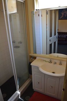 Australian Heritage Hotel - Lightning Ridge Tourism 17