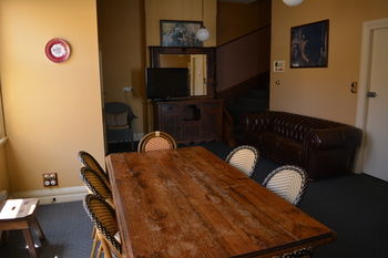 Australian Heritage Hotel - Lightning Ridge Tourism 27