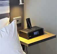 Mercure Melbourne Therry Street - Lightning Ridge Tourism