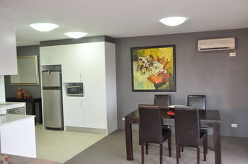 Annam Serviced Apartments - Lightning Ridge Tourism 9