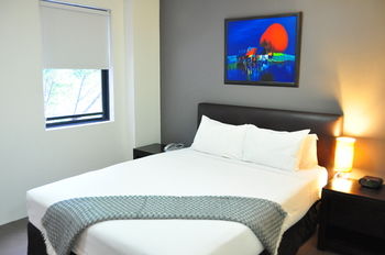 Annam Serviced Apartments - Lightning Ridge Tourism 16