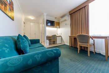 Best Western Melbourne's Princes Park Motor Inn - Lightning Ridge Tourism 21