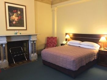 Avonmore On The Park Boutique Hotel - Lightning Ridge Tourism 11