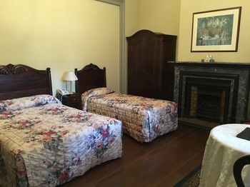 Avonmore On The Park Boutique Hotel - Lightning Ridge Tourism 26