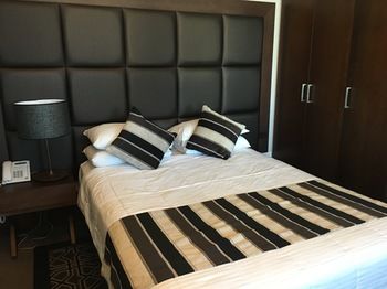 Avonmore On The Park Boutique Hotel - Lightning Ridge Tourism 32