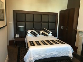 Avonmore On The Park Boutique Hotel - Lightning Ridge Tourism 43