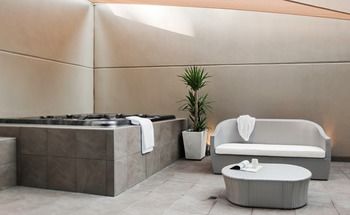 Art Series - The Olsen - Lightning Ridge Tourism 4