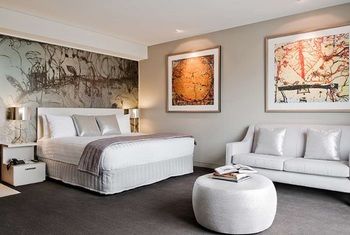 Art Series - The Olsen - Lightning Ridge Tourism 32