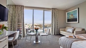 Art Series - The Olsen - Lightning Ridge Tourism 37