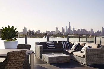 Art Series - The Olsen - Lightning Ridge Tourism 39