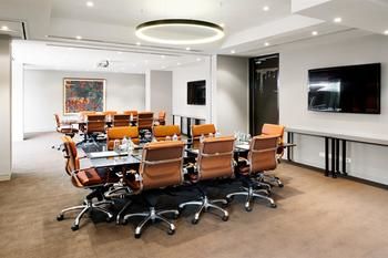 Art Series - The Olsen - Lightning Ridge Tourism 57