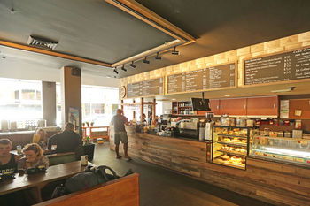 Sydney Central YHA - Hostel - Lightning Ridge Tourism 1