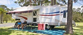 Gateway Lifestyle Lorikeet - Lightning Ridge Tourism 13