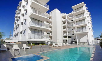 OVR Caloundra - Lightning Ridge Tourism 1