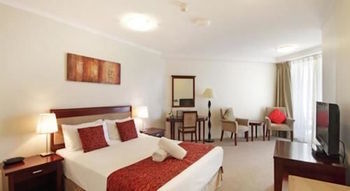 OVR Caloundra - Lightning Ridge Tourism 4