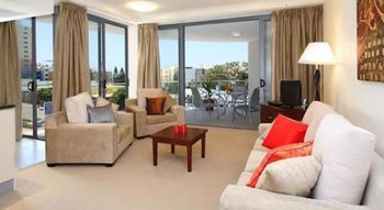 OVR Caloundra - Lightning Ridge Tourism 17