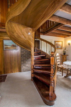 A Camelot Tower & Penthouse - Lightning Ridge Tourism 34