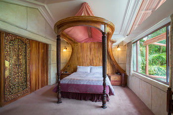 A Camelot Tower & Penthouse - Lightning Ridge Tourism 35