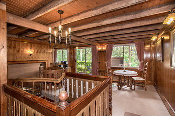 A Camelot Tower & Penthouse - Lightning Ridge Tourism 40