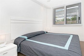 Fairshore Noosa - Lightning Ridge Tourism 12