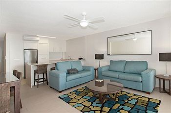 Fairshore Noosa - Lightning Ridge Tourism 20