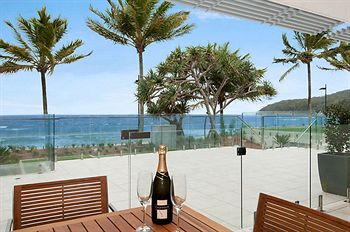 Fairshore Noosa - Lightning Ridge Tourism 22