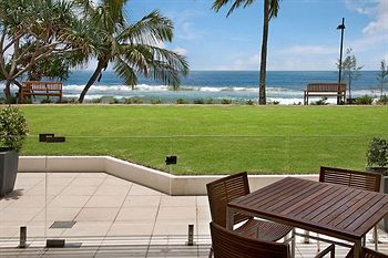 Fairshore Noosa - Lightning Ridge Tourism 32