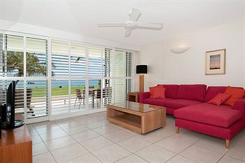 Fairshore Noosa - Lightning Ridge Tourism 40