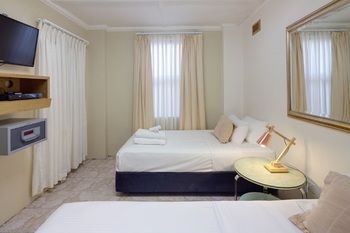 Neutral Bay Lodge - Lightning Ridge Tourism 5
