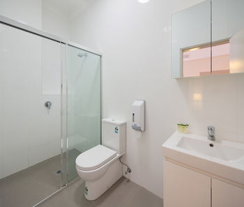 Neutral Bay Lodge - Lightning Ridge Tourism 17