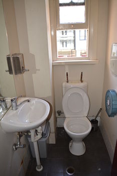 Sydney City Hostel - Lightning Ridge Tourism 31