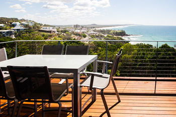 The Point Coolum - Lightning Ridge Tourism 0