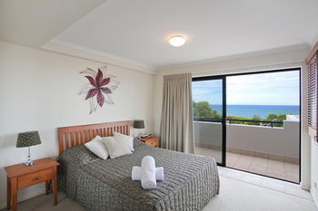 The Point Coolum - Lightning Ridge Tourism 20