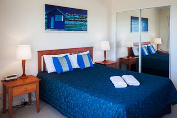 The Point Coolum - Lightning Ridge Tourism 24