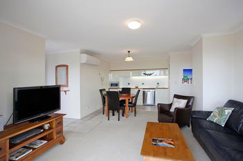 The Point Coolum - Lightning Ridge Tourism 33